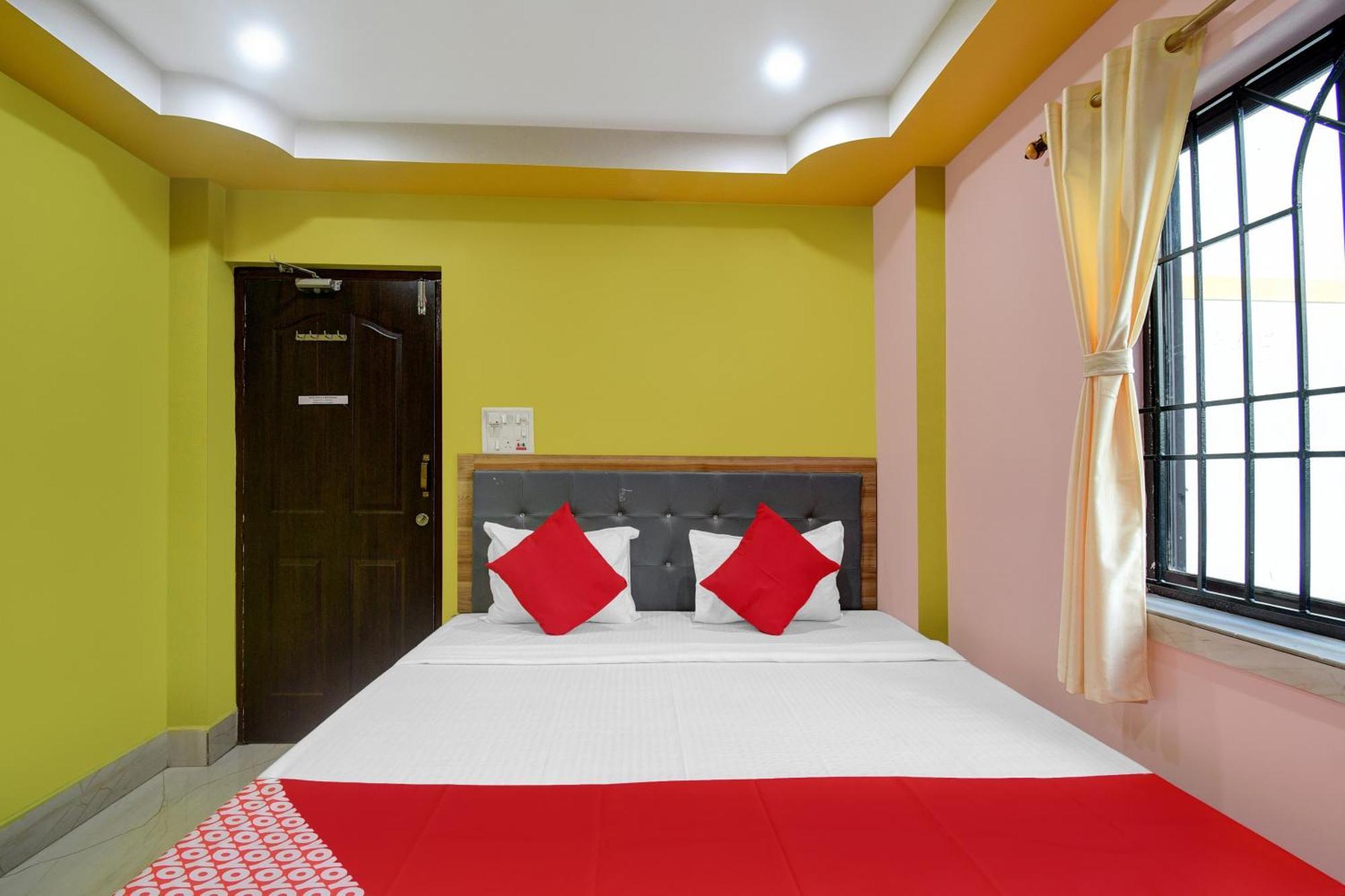 Hotel O Mahal And Restaurant Kanchrapara Calcutta Exteriör bild